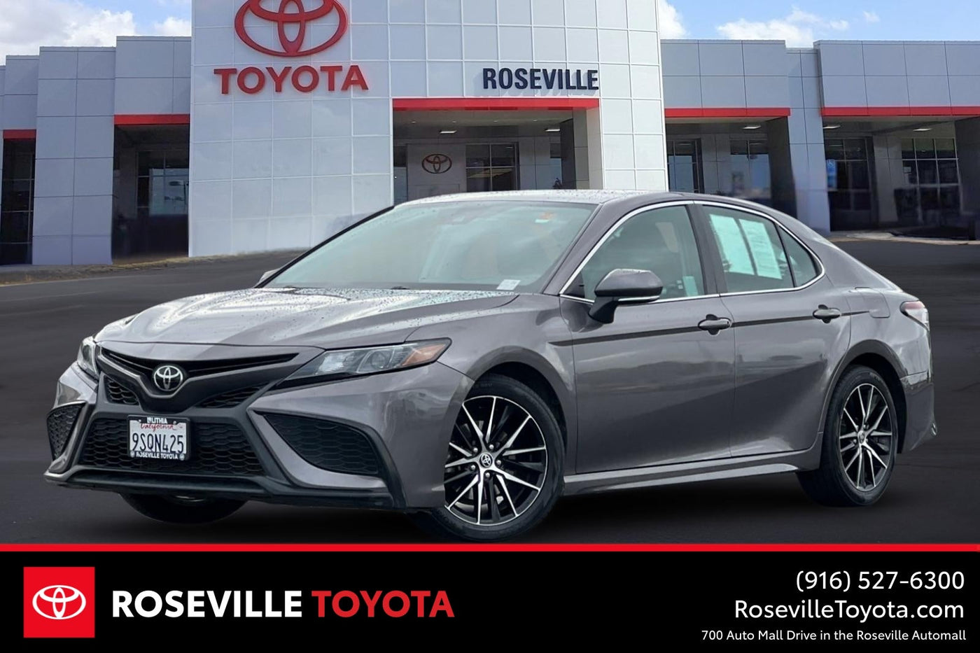 2022 Toyota Camry SE