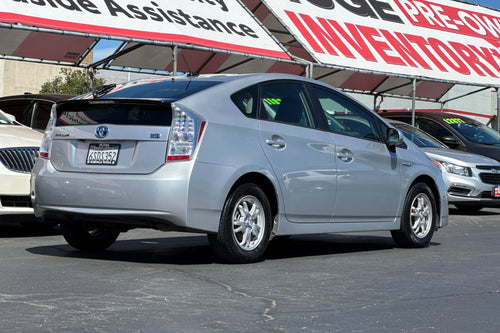 2011 Toyota Prius III